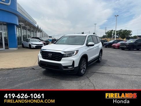 Used 2023 Honda Passport EX-L image 2