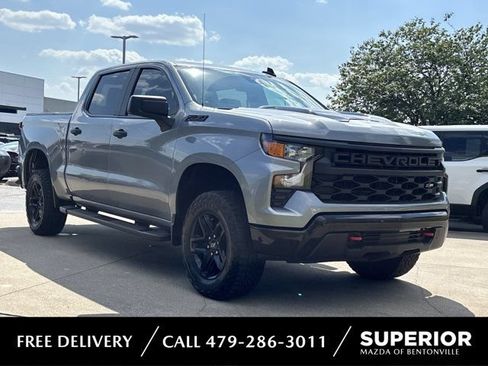 Used 2023 Chevrolet Silverado 1500 Custom Trail Boss w/ LPO, Dark Essentials Package AWD/4WD image 1