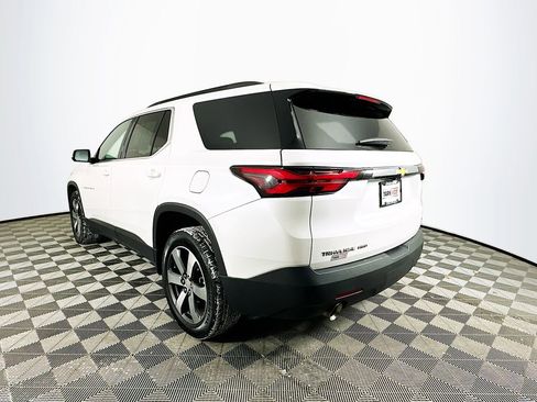 Used 2023 Chevrolet Traverse LT w/ LT Premium Package image 7