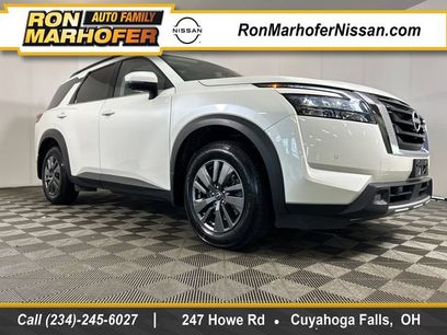 Used 2024 Nissan Pathfinder SV