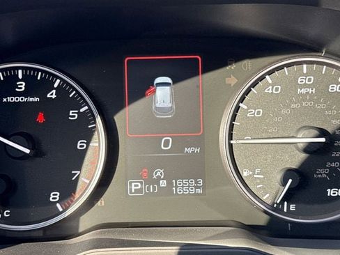 Certified 2025 Subaru Crosstrek 2.0i Premium image 28