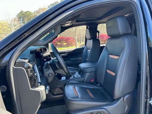 Used 2024 GMC Sierra 1500 AT4 w/ Technology Package image 41