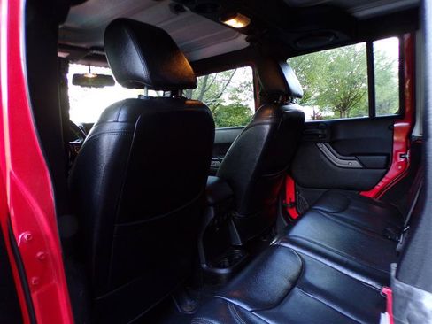 Used 2013 Jeep Wrangler Unlimited Sport AWD/4WD image 28