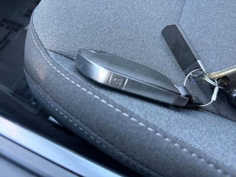 Used 2025 Kia K4 LXS image 22