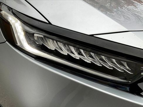 Used 2022 Honda Accord Sport image 25