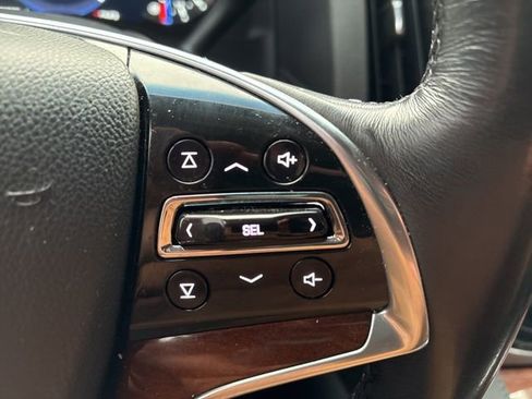 Used 2019 Cadillac Escalade Premium Luxury image 19