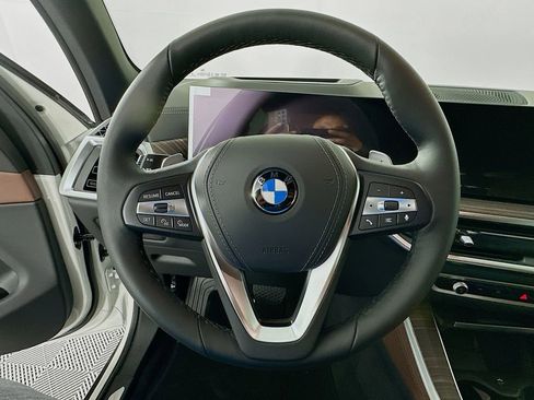 New 2026 BMW X5 sDrive40i image 10