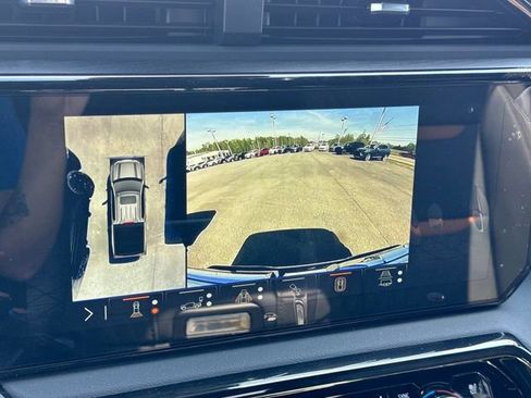 New 2026 GMC Sierra 1500 AT4 w/ AT4 Premium Package AWD/4WD image 34