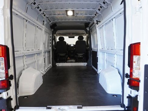 Used 2026 RAM ProMaster 2500 w/ Safety Group image 10