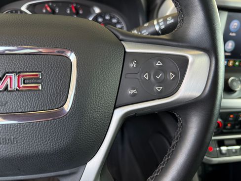 Used 2023 GMC Acadia SLT AWD/4WD image 29