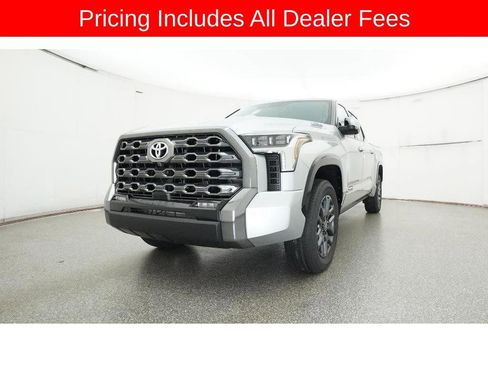 New 2025 Toyota Tundra Platinum AWD/4WD image 32