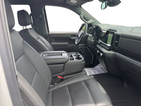 Used 2026 GMC Sierra 1500 SLT AWD/4WD image 18