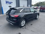 Used 2021 Ford Escape SE w/ Cold Weather Package image 3