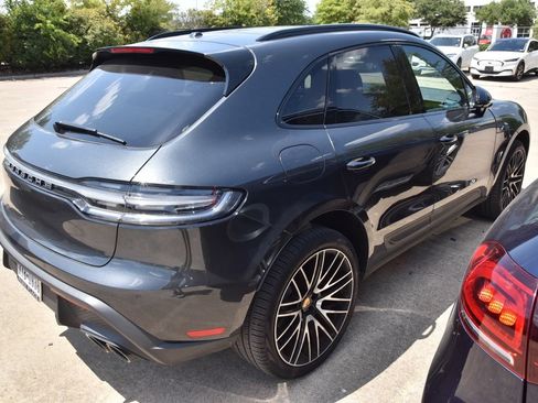 Used 2026 Porsche Macan AWD/4WD image 6