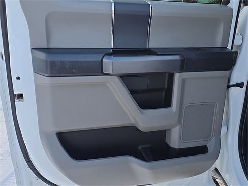 Used 2022 Ford F250 XLT w/ FX4 Off-Road Package image 23
