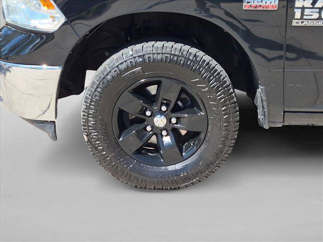 Used 2020 RAM 1500 Classic SLT AWD/4WD image 23