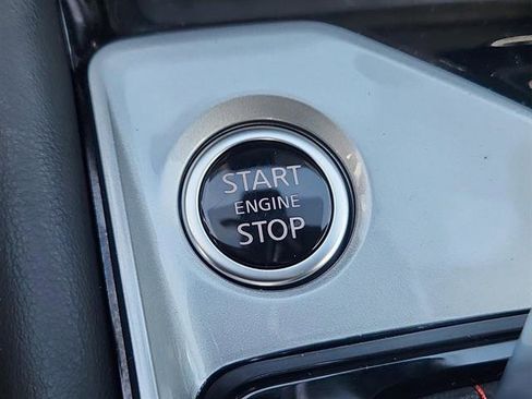 New 2025 Nissan Altima 2.5 SR image 10