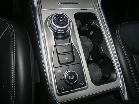 Used 2023 Ford Explorer XLT w/ Equipment Group 202A image 29