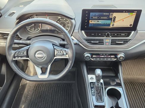 Used 2023 Nissan Altima 2.5 SL image 32
