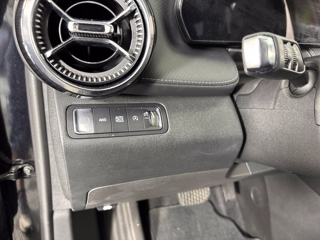Certified 2025 Chevrolet Equinox LT w/ Convenience Package II AWD/4WD image 32
