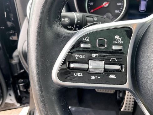 Used 2022 Mercedes-Benz GLC 300 image 14