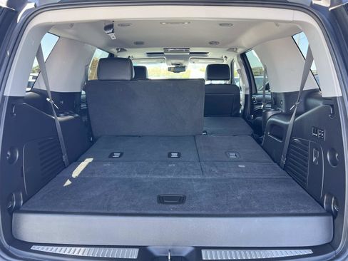 Used 2018 GMC Yukon SLT w/ Open Road Package AWD/4WD image 25