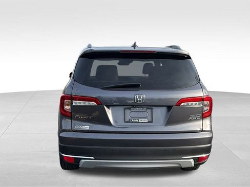 Used 2019 Honda Pilot Touring image 6