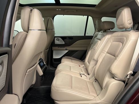 Used 2020 Lincoln Aviator Reserve w/ Equipment Group 202A image 30