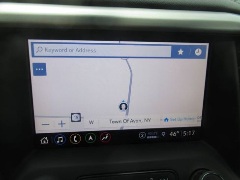 Used 2022 GMC Acadia SLT w/ Elevation Edition image 32