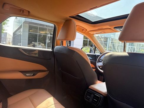 Used 2024 Lexus NX 350 AWD image 9
