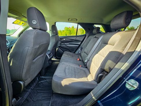 Used 2020 Chevrolet Equinox LT w/ Driver Convenience Package AWD/4WD image 29