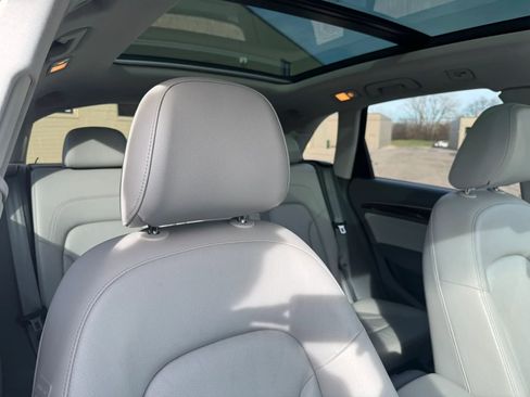 Used 2016 Audi Q5 2.0T Premium Plus w/ Technology Package image 30