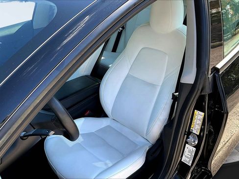 Used 2021 Tesla Model 3 Long Range image 21