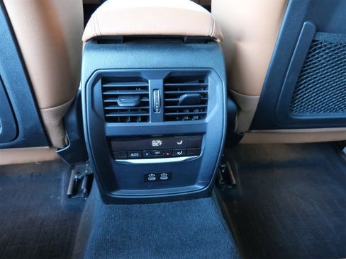 Used 2021 BMW 330e xDrive w/ Convenience Package image 13