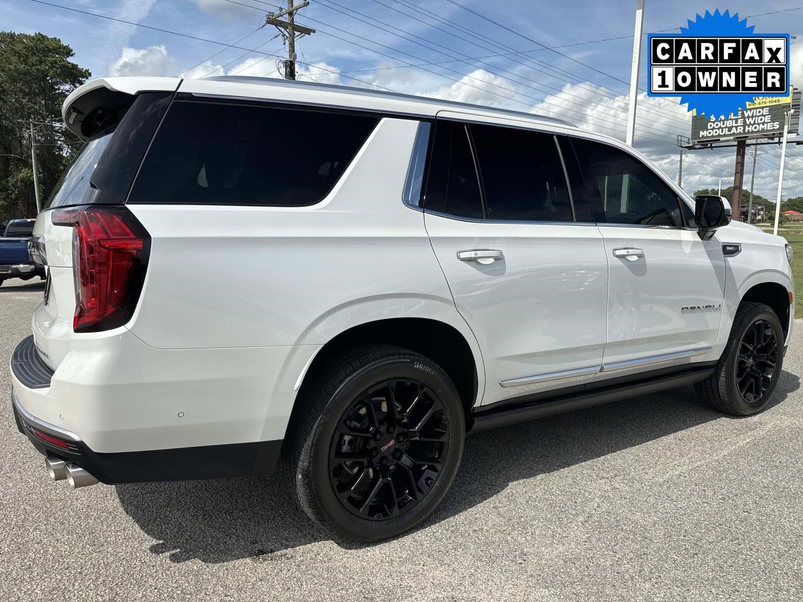 Used 2024 GMC Yukon Denali w/ Advanced Technology Package RWD image 4