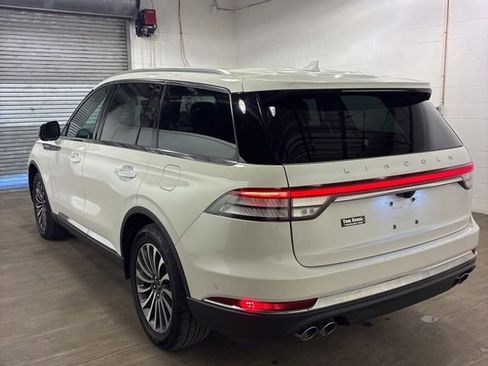 Used 2020 Lincoln Aviator Reserve w/ Equipment Group 201A image 4
