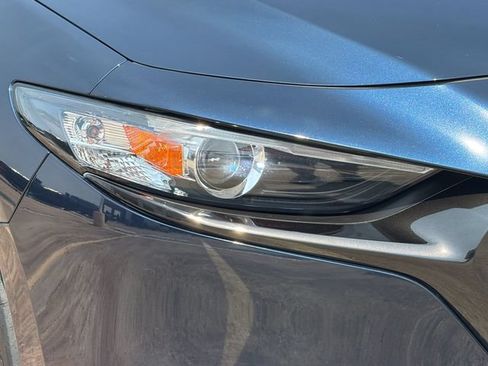 Used 2021 MAZDA MAZDA3 s FWD image 28