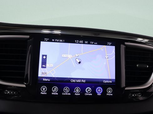 Used 2017 Chrysler Pacifica Touring-L FWD image 13