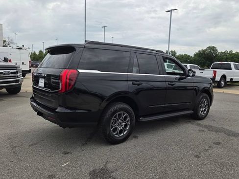 New 2026 Ford Expedition Active RWD image 42