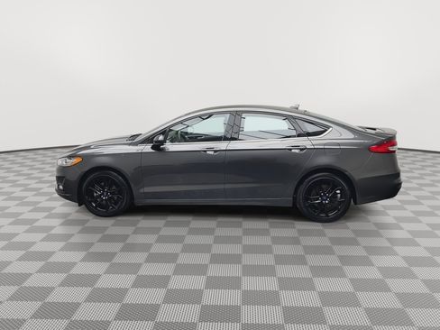 Used 2019 Ford Fusion SE w/ Equipment Group 151A image 34