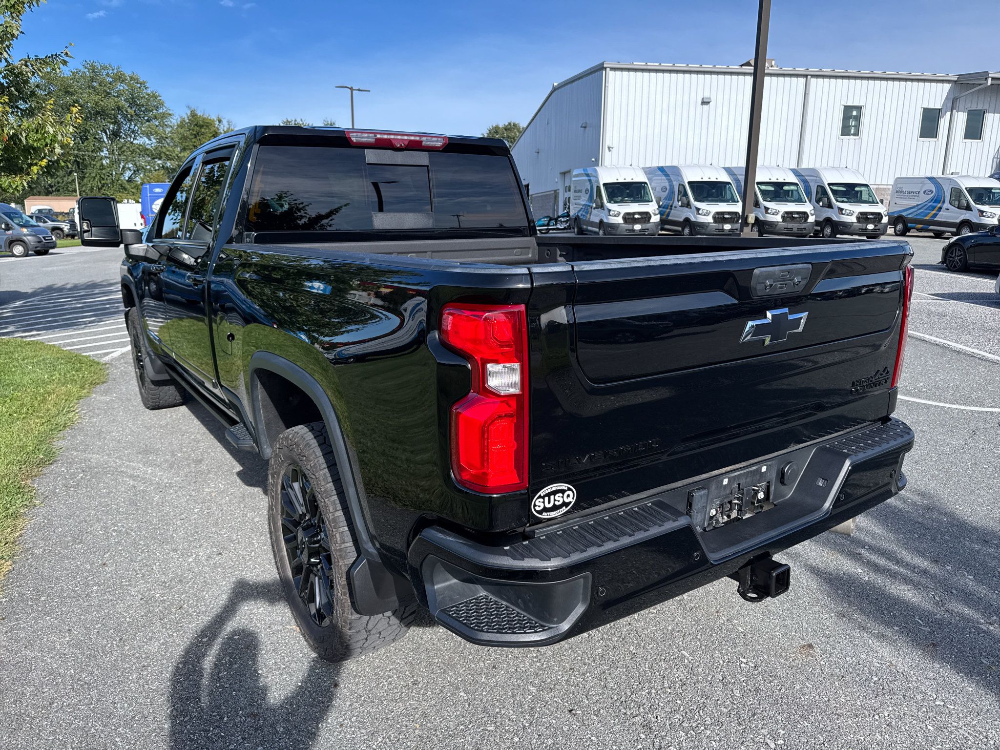 Used 2024 Chevrolet Silverado 2500 High Country w/ High Country Premium Package AWD/4WD image 19