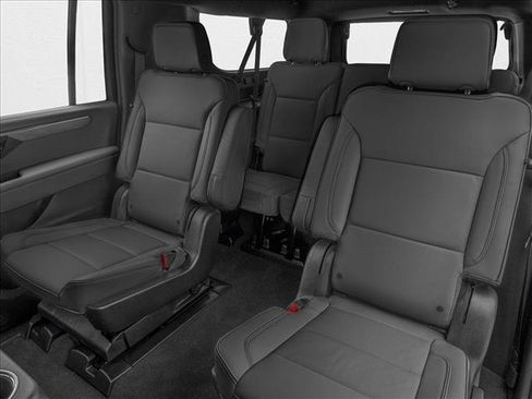 New 2026 Chevrolet Suburban Premier RWD image 9