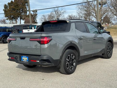 Used 2023 Hyundai Santa Cruz SEL Premium image 3