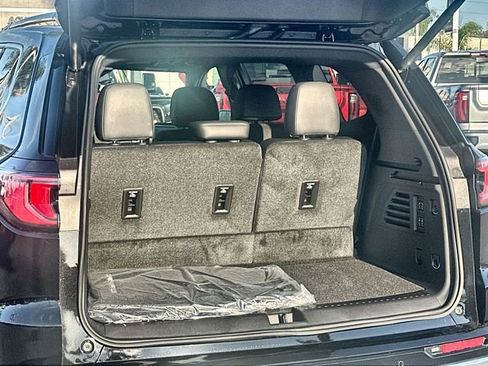 New 2026 GMC Acadia Denali image 27