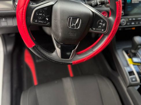 Used 2019 Honda Civic EX image 4