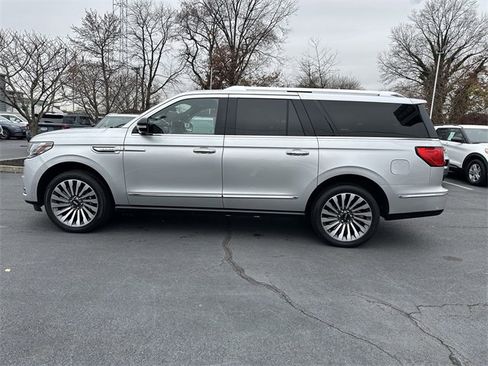 Used 2019 Lincoln Navigator L Reserve image 8