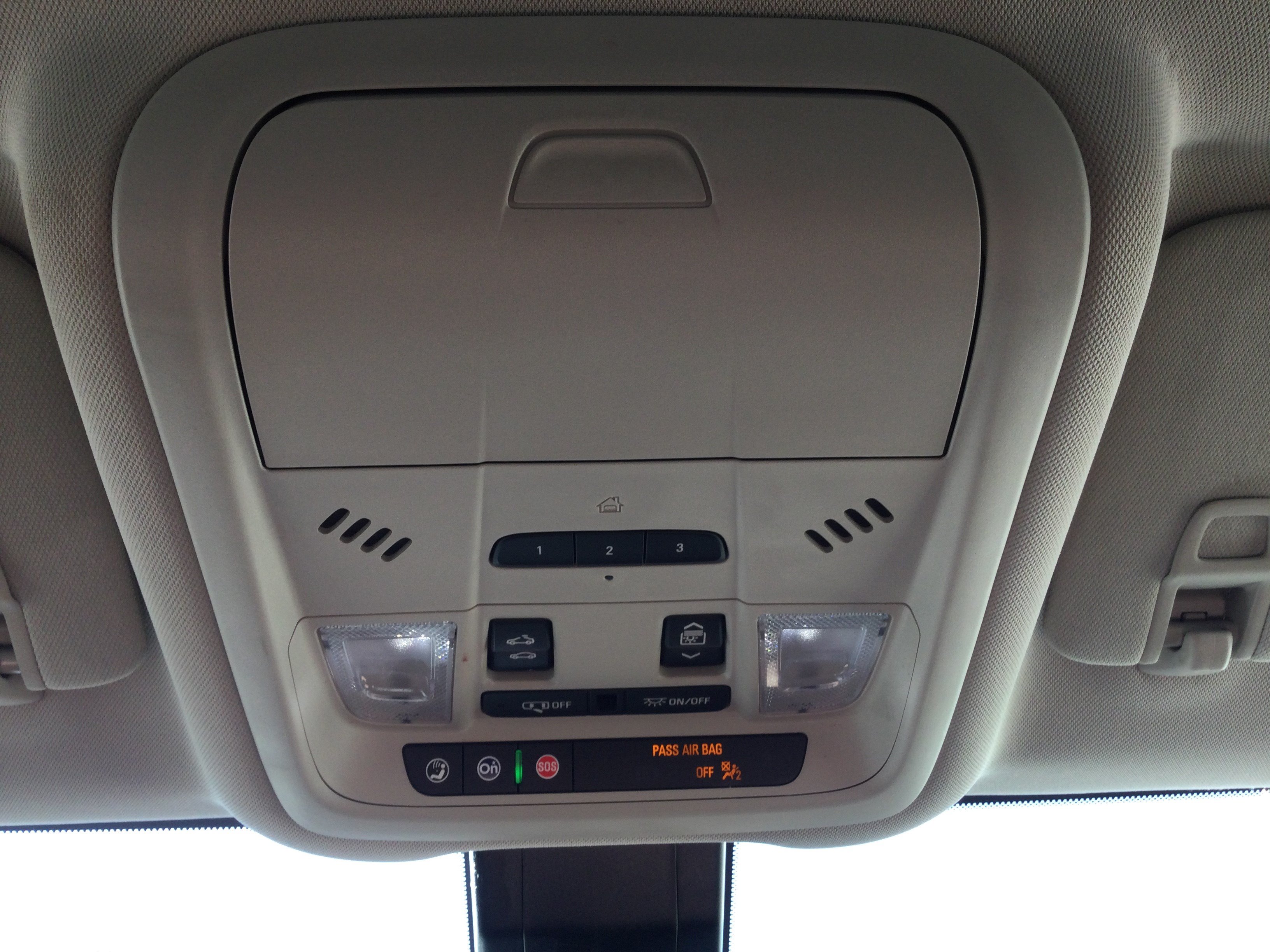 Used 2024 GMC Terrain Denali w/ Denali Premium Package AWD/4WD image 16