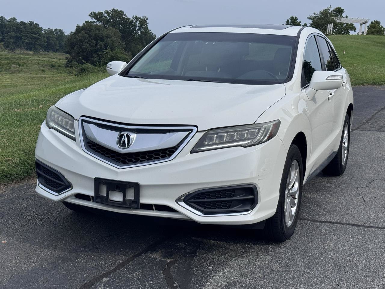 Used 2017 Acura RDX AWD image 3