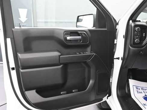Used 2026 Chevrolet Silverado 1500 W/T w/ WT Value Package AWD/4WD image 9