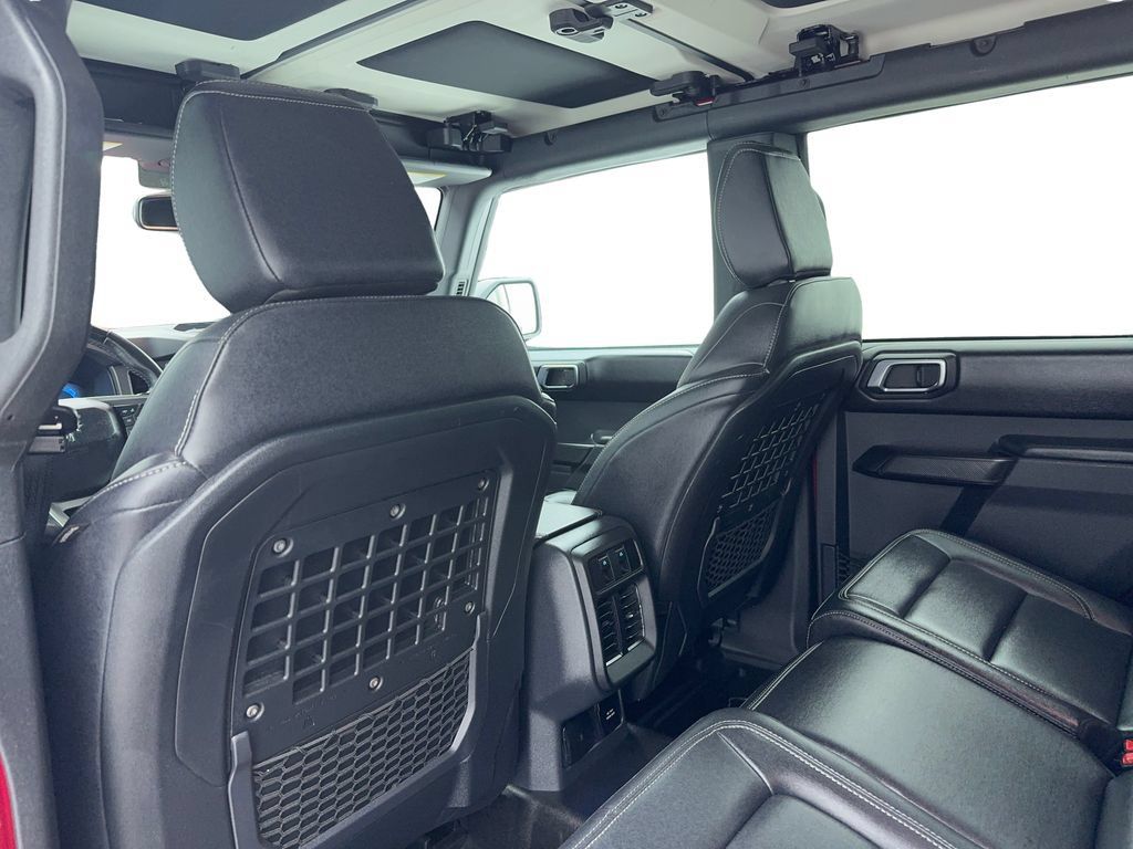 Used 2025 Ford Bronco Badlands AWD/4WD image 41